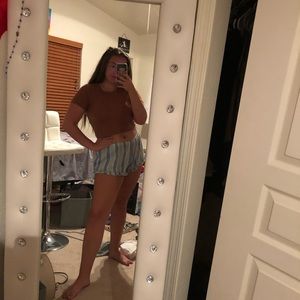 Super cute crop top!